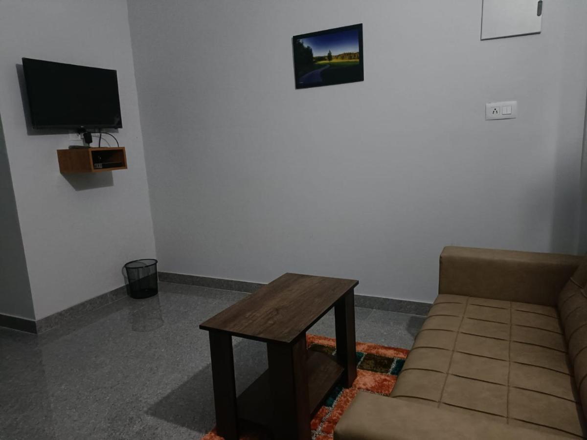 Wayanad Vista Service Apartment Esterno foto